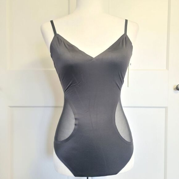 Sam Edelman Bonded Thong bodysuit in black - Picture 6 of 9